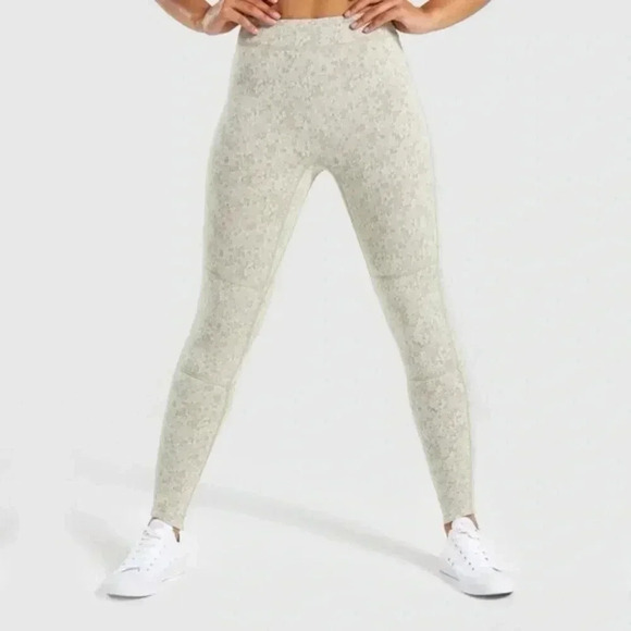 Gymshark Fleur Texture Leggings - Picture 1 of 9